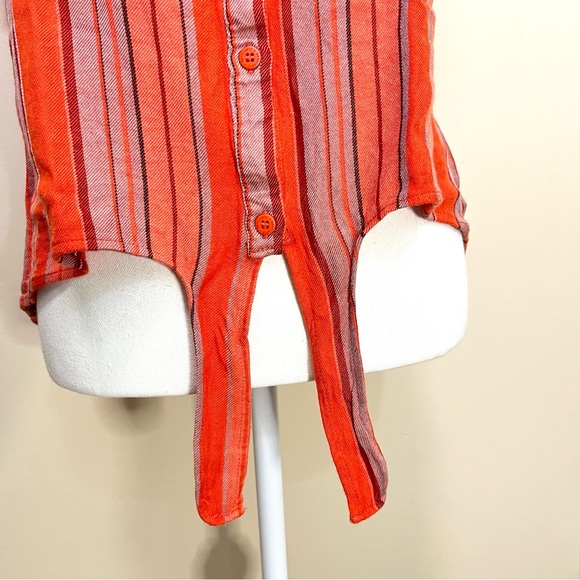 Sanctuary Striped Front Tie Sleeveless Top - Picture 4 of 14